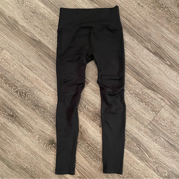 Alphalete Pants & Jumpsuits Alphalete Halo Leggings Poshmark